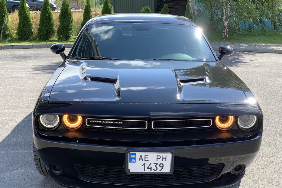 Продам Dodge Challenger SXT 2017 года в Днепре