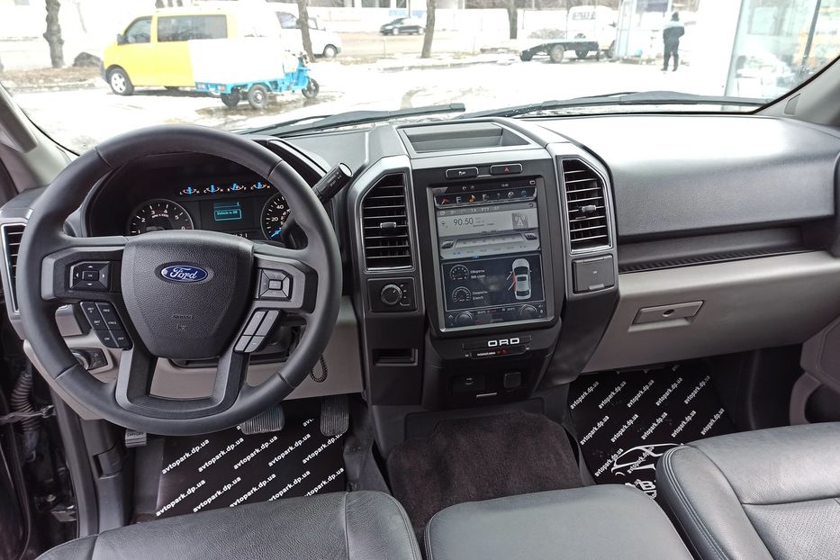Продам Ford F-Series 150 XLT 2017 года в Днепре