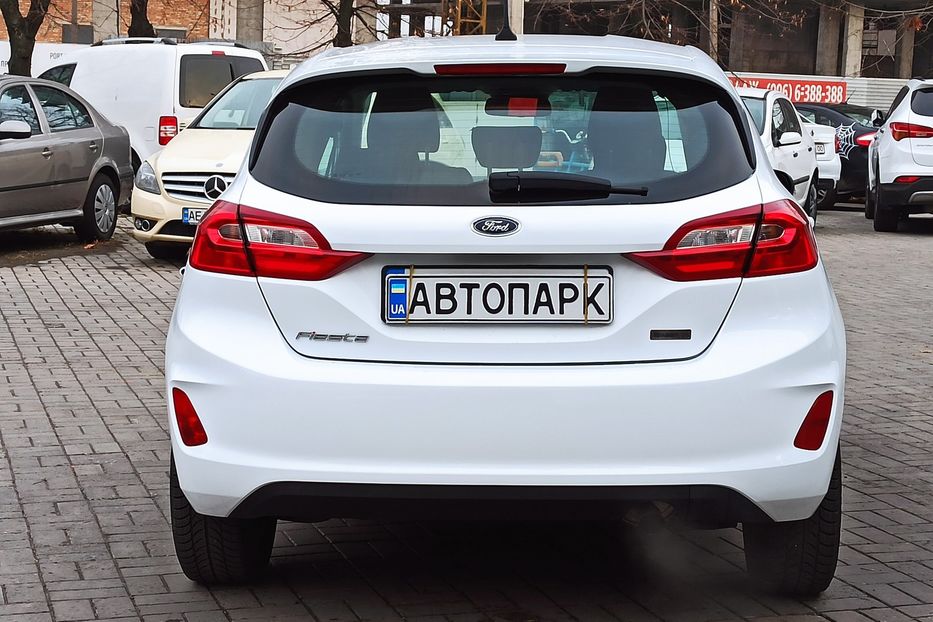 Продам Ford Fiesta 2018 года в Днепре