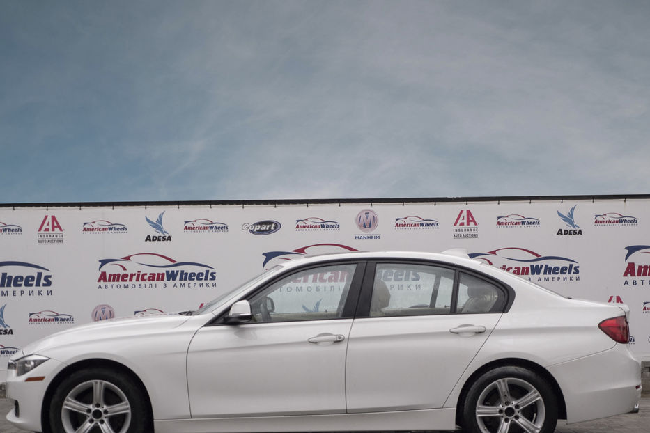 Продам BMW 3 Series xDrive 2015 года в Черновцах
