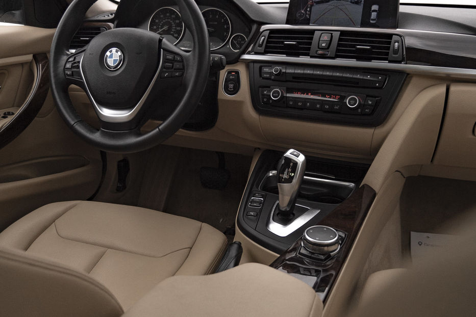 Продам BMW 3 Series xDrive 2015 года в Черновцах