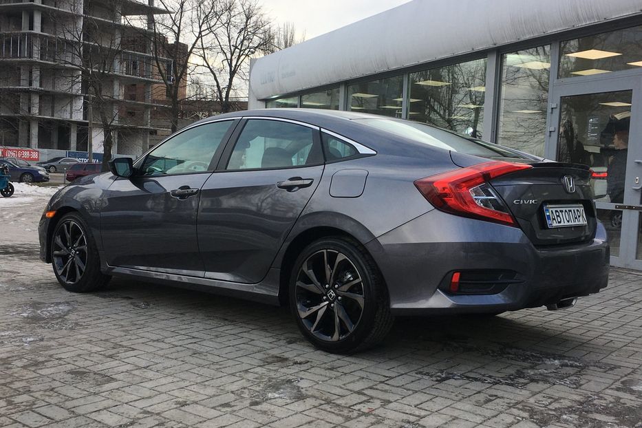 Продам Honda Civic SPORT 2020 года в Днепре