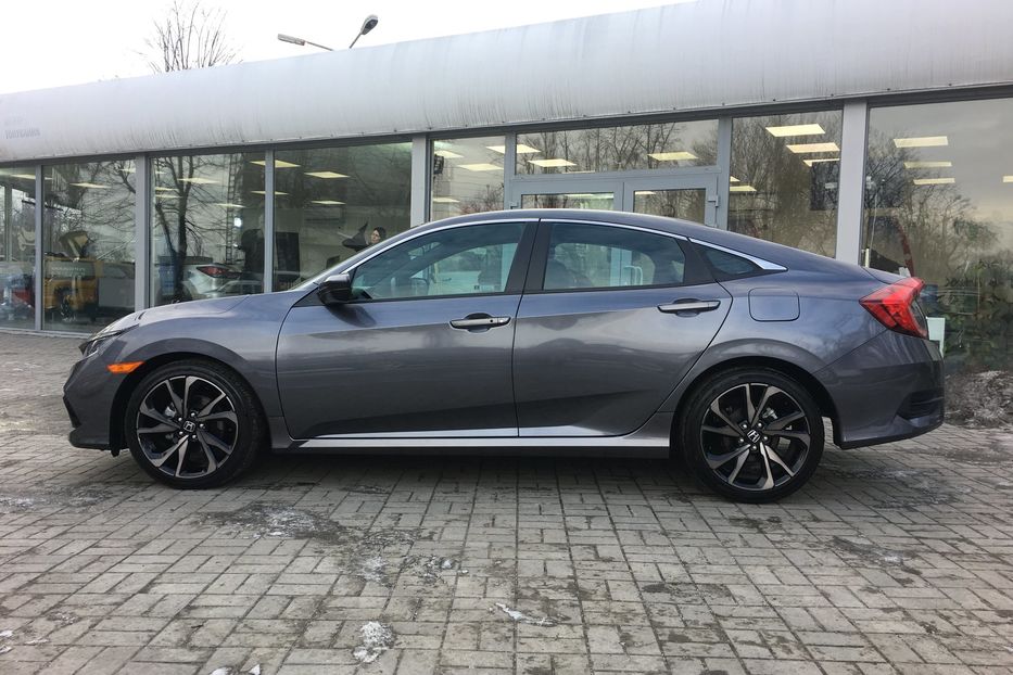 Продам Honda Civic SPORT 2020 года в Днепре