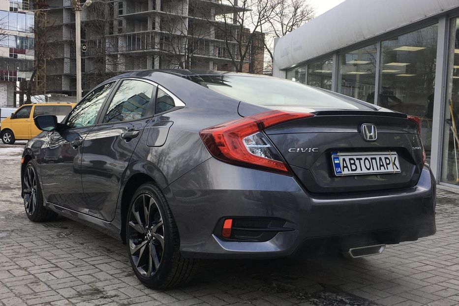 Продам Honda Civic SPORT 2020 года в Днепре