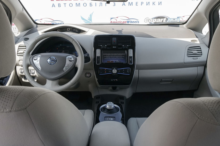 Продам Nissan Leaf SV 30 кВт 2016 года в Черновцах