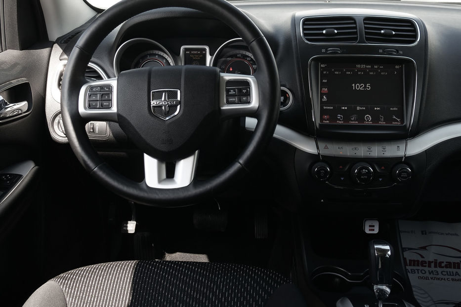 Продам Dodge Journey SXT 2015 года в Черновцах