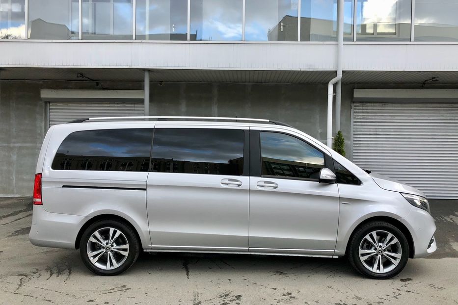 Продам Mercedes-Benz V-Class 220 4Matik 2016 года в Киеве