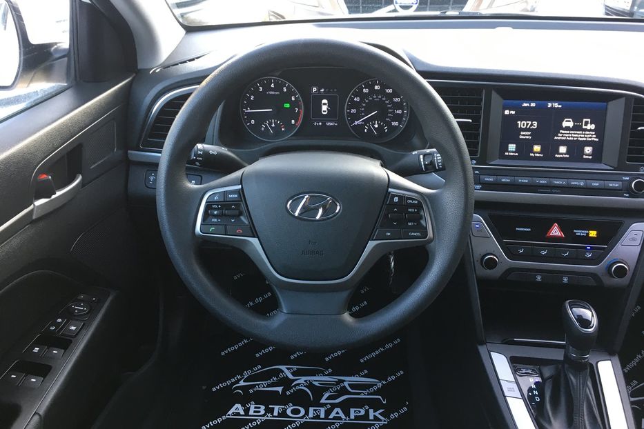 Продам Hyundai Elantra SEL 2018 года в Днепре