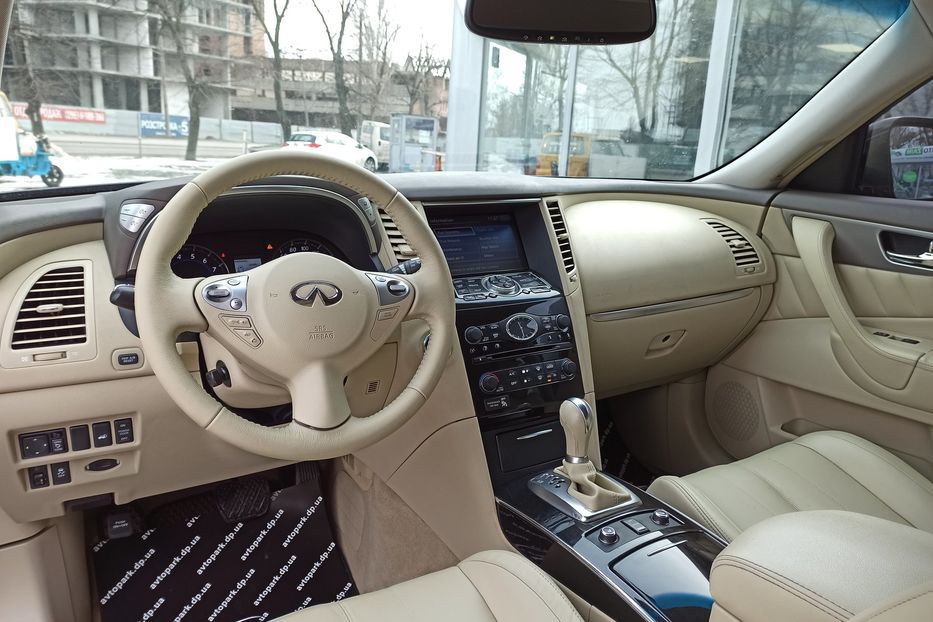 Продам Infiniti FX 35 AWD 2011 года в Днепре