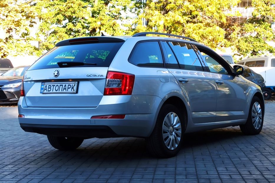 Продам Skoda Octavia A7 2014 года в Днепре