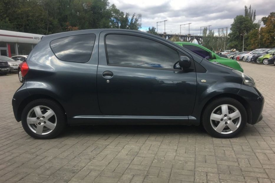 Продам Toyota Aygo 2005 года в Днепре