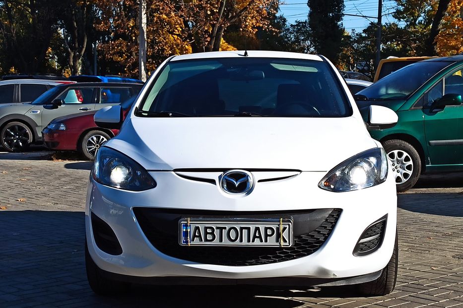 Продам Mazda 2 2013 года в Днепре