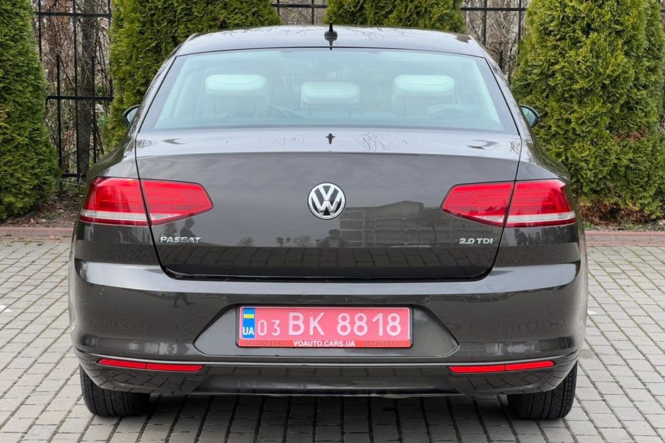Продам Volkswagen Passat B8  АВТО В УКРАЇНІ НЕ МАЛЬОВАHE 2017 года в Львове