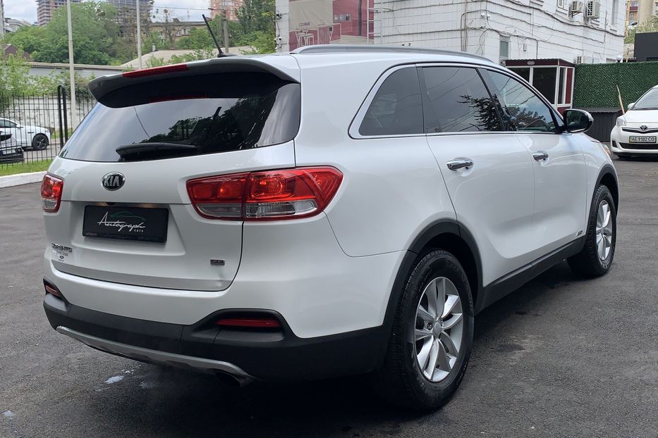 Продам Kia Sorento AWD 2015 года в Киеве