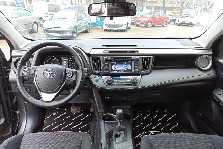 Продам Toyota Rav 4 Hybrid AWD  2017 года в Днепре