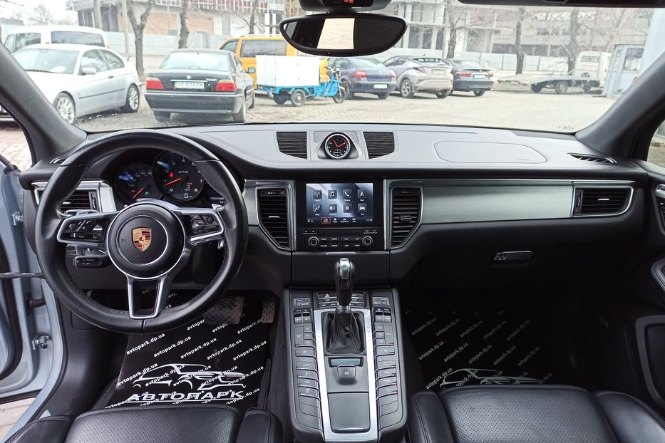 Продам Porsche Macan 2016 года в Днепре