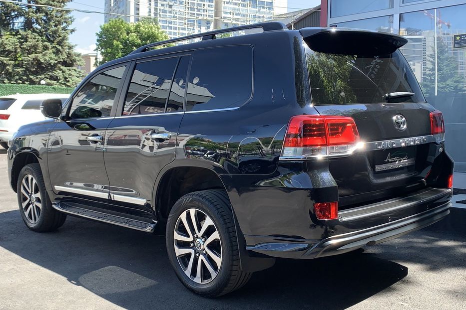 Продам Toyota Land Cruiser 200 Special Edition 2018 года в Киеве