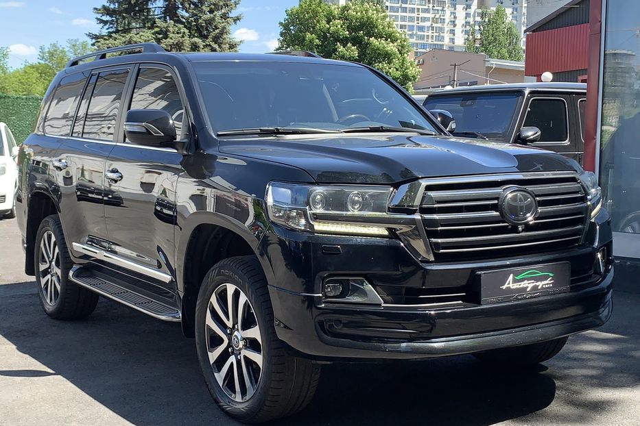 Продам Toyota Land Cruiser 200 Special Edition 2018 года в Киеве