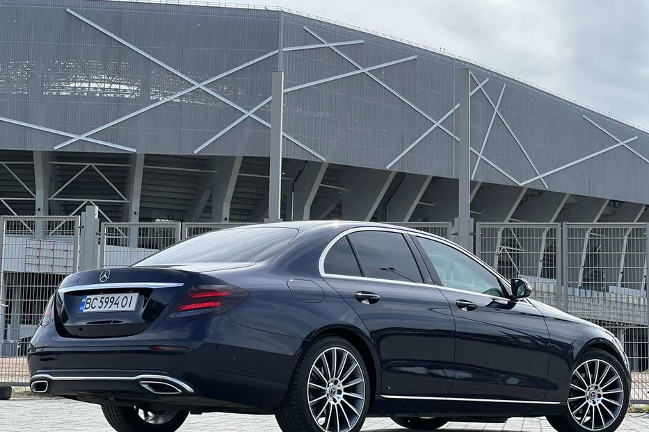 Продам Mercedes-Benz E-Class АВТО В УКРАЇНІ НЕ МАЛЬОВАHE 2017 года в Львове