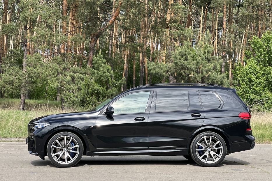 Продам BMW X7 M50D 2021 года в Киеве