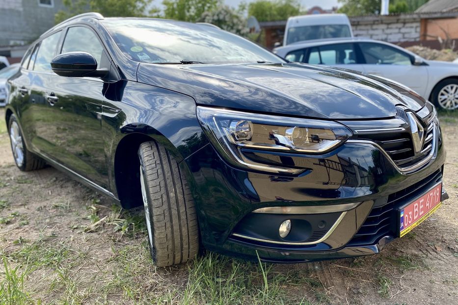 Продам Renault Megane В УКРАЇНІ 2017 года в г. Умань, Черкасская область