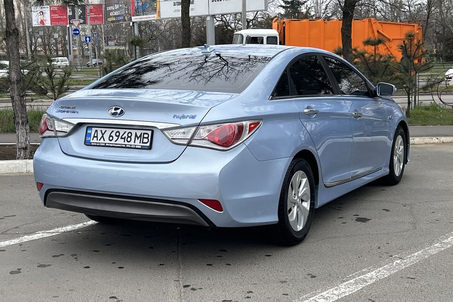 Продам Hyundai Sonata Hybride  2013 года в Одессе