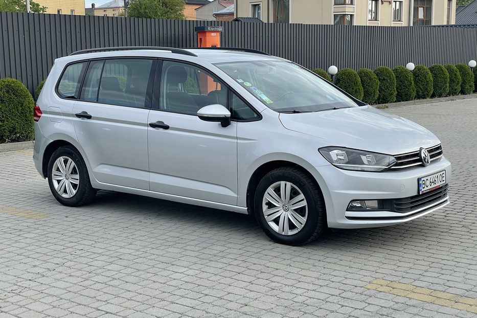 Продам Volkswagen Touran 2016 года в Львове