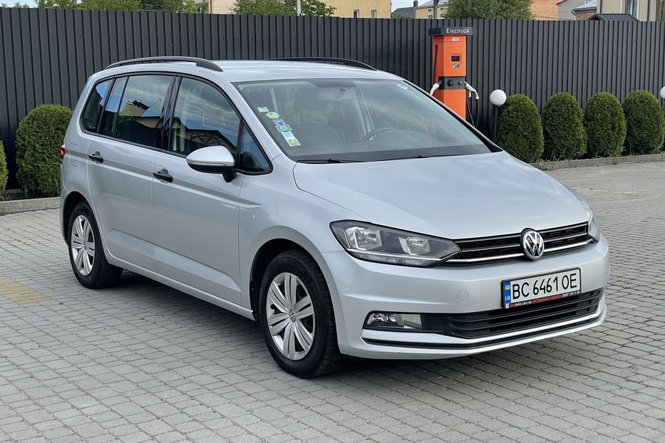 Продам Volkswagen Touran 2016 года в Львове