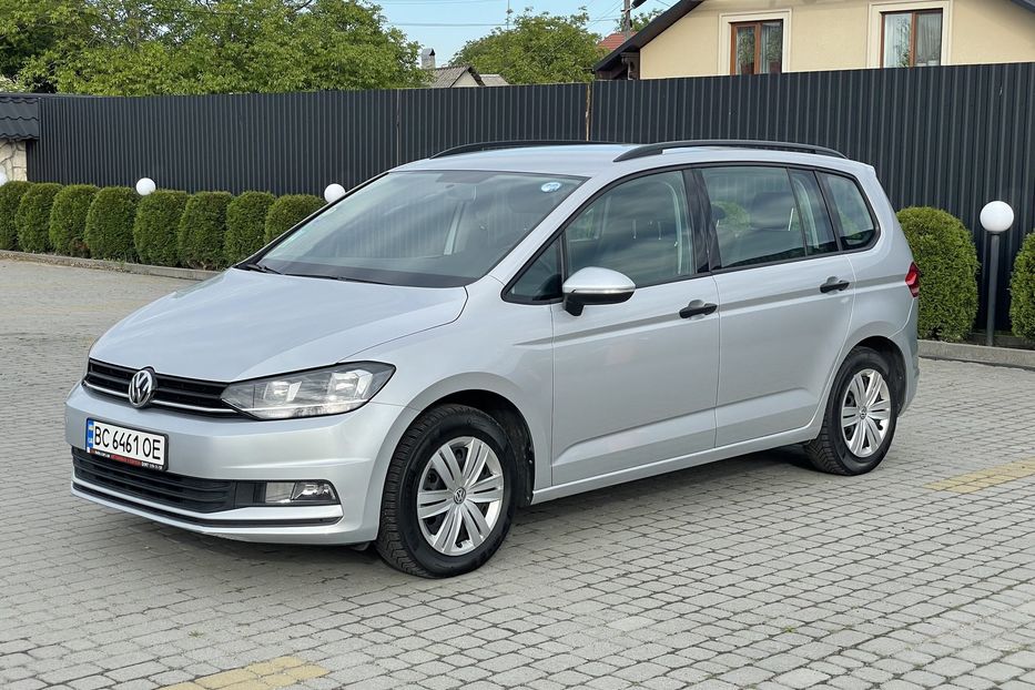 Продам Volkswagen Touran 2016 года в Львове