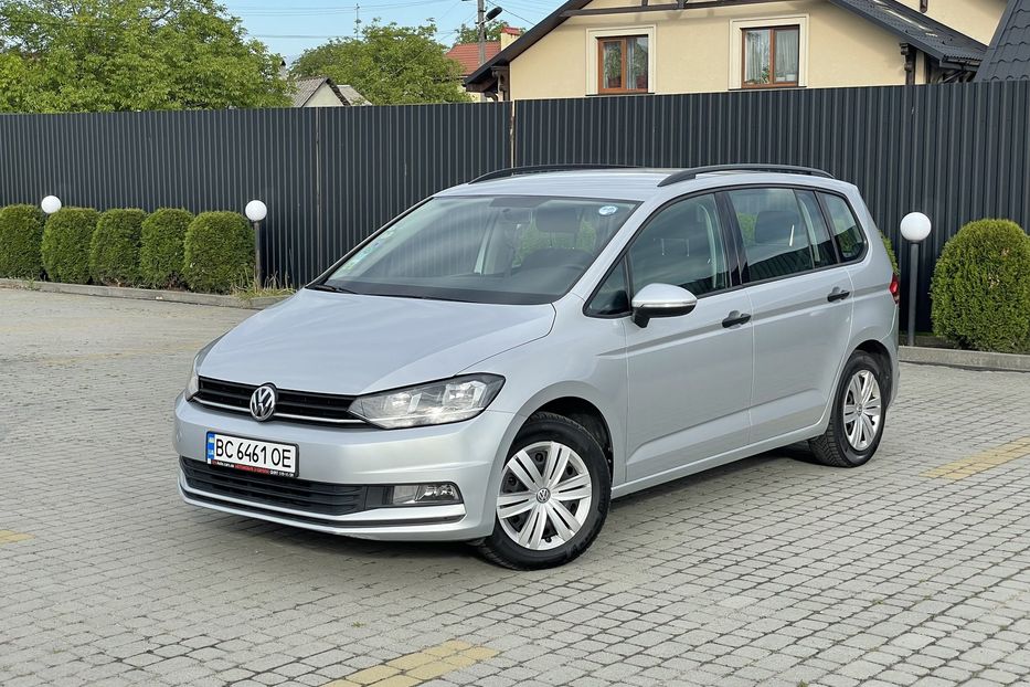 Продам Volkswagen Touran 2016 года в Львове