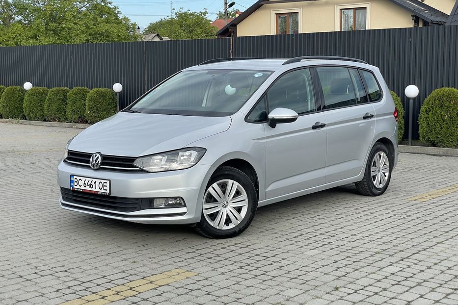 Продам Volkswagen Touran 2016 года в Львове