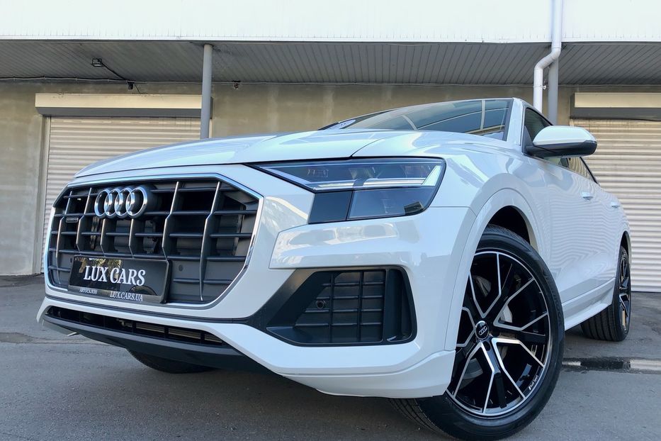 Продам Audi Q8 50 TDI NEW 2022 года в Киеве