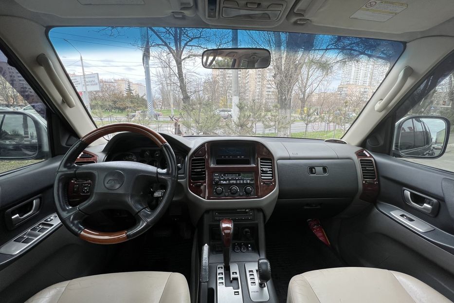 Продам Mitsubishi Pajero 2006 года в Одессе