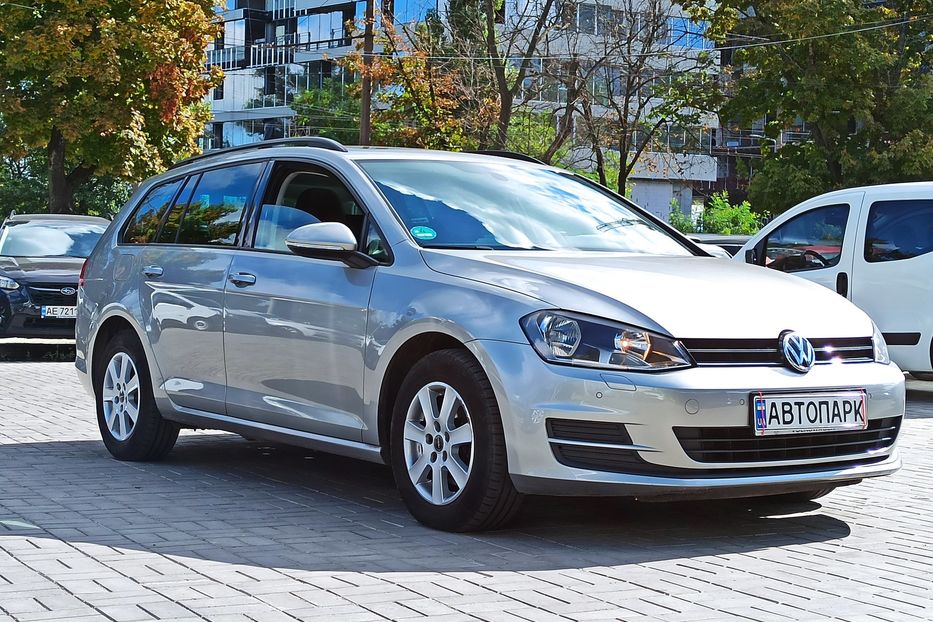 Продам Volkswagen Golf VII 2014 года в Днепре