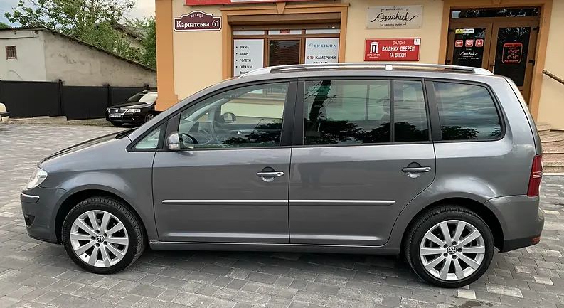 Продам Volkswagen Touran 2.0 TDI 2007 года в г. Коломыя, Ивано-Франковская область