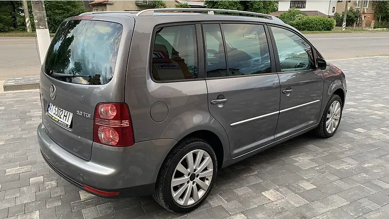 Продам Volkswagen Touran 2.0 TDI 2007 года в г. Коломыя, Ивано-Франковская область