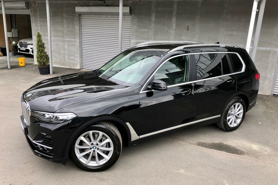 Продам BMW X7 30d xDrive 2020 года в Киеве