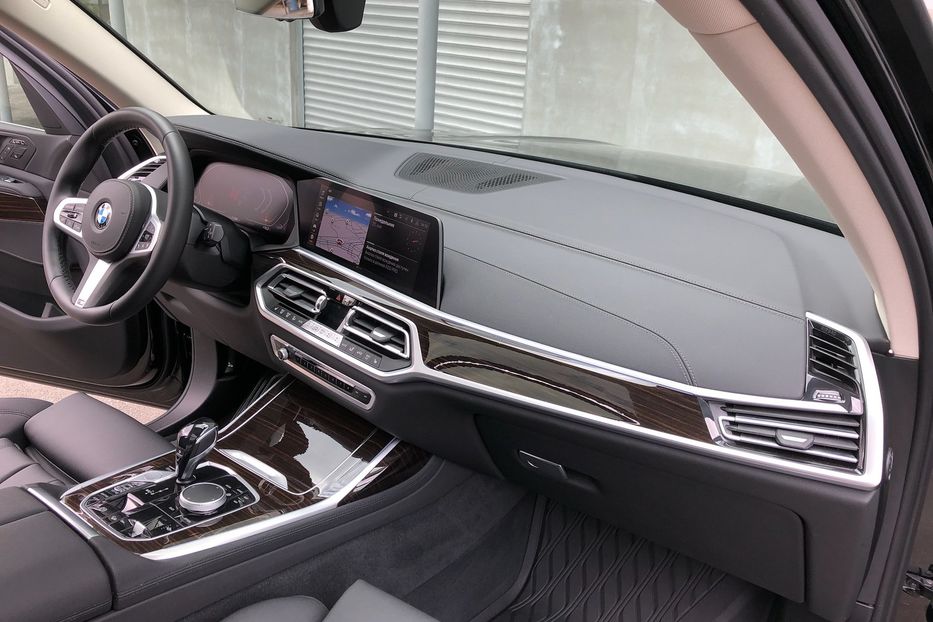 Продам BMW X7 30d xDrive 2020 года в Киеве