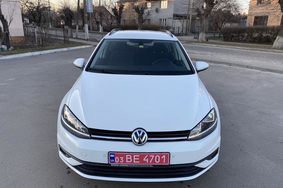 Продам Volkswagen Golf VII АВТО В УКРАЇНІ НЕ МАЛЬОВАНЕ 2017 года в Луцке