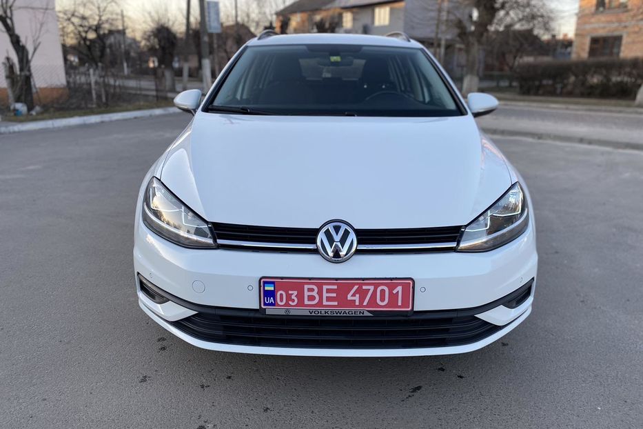 Продам Volkswagen Golf VII АВТО В УКРАЇНІ НЕ МАЛЬОВАНЕ 2017 года в Луцке