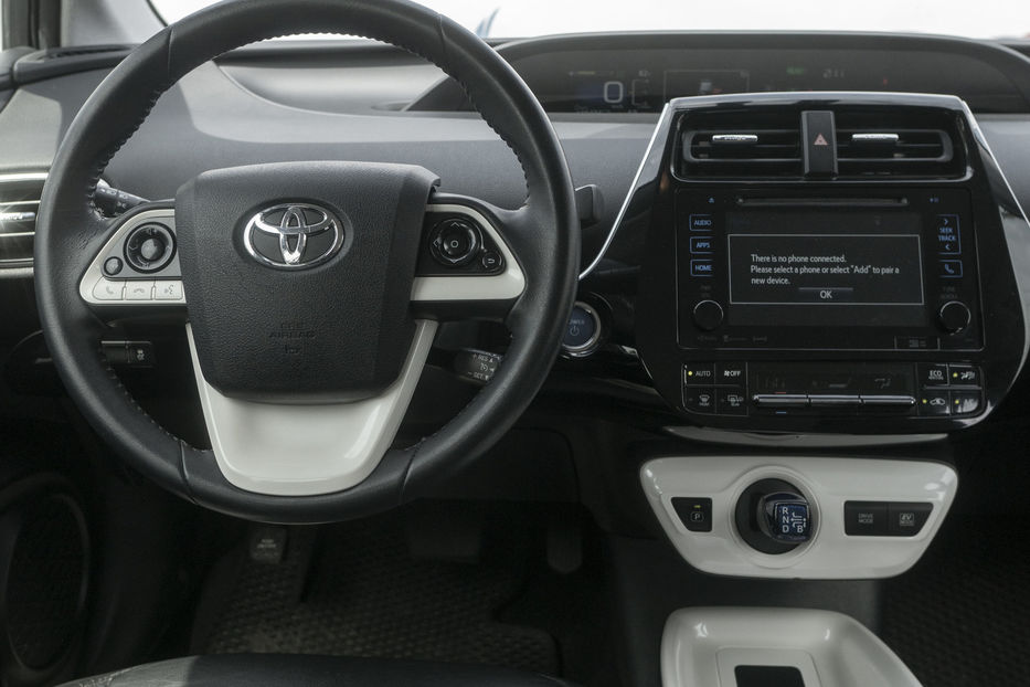Продам Toyota Prius 2016 года в Черновцах