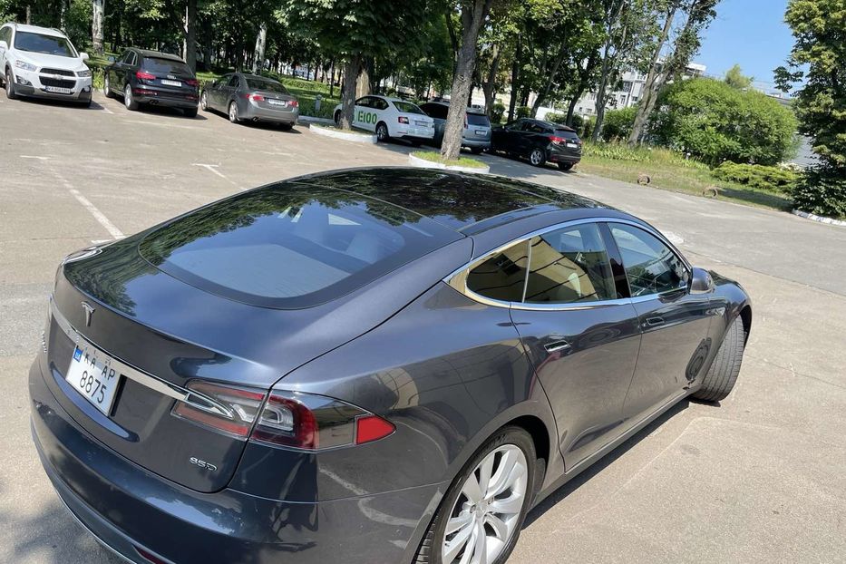 Продам Tesla Model S АВТО В УКРАЇНІ НЕ МАЛЬОВАНЕ 2016 года в Киеве