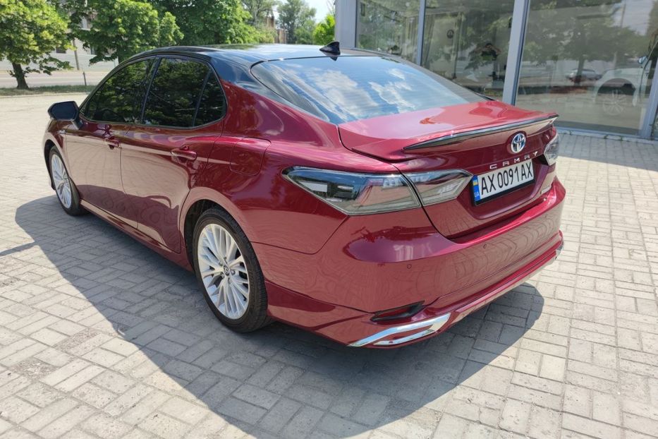 Продам Toyota Camry Hibrid XLE 2019 года в Днепре