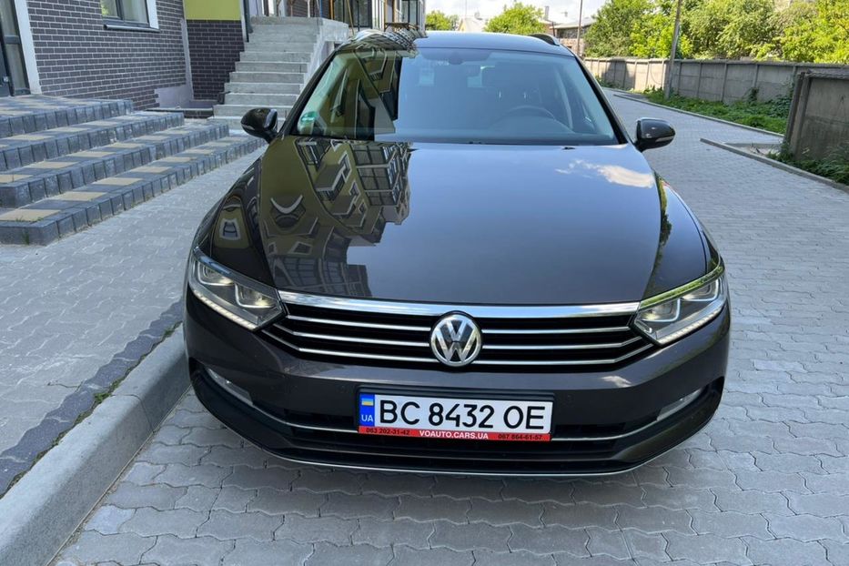 Продам Volkswagen Passat B8 АВТО В УКРАЇНІ НЕ МАЛЬОВАН 2016 года в Львове