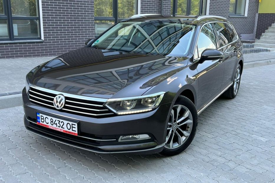 Продам Volkswagen Passat B8 АВТО В УКРАЇНІ НЕ МАЛЬОВАН 2016 года в Львове