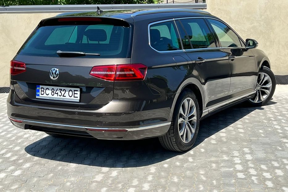 Продам Volkswagen Passat B8 АВТО В УКРАЇНІ НЕ МАЛЬОВАН 2016 года в Львове