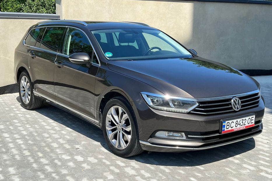 Продам Volkswagen Passat B8 АВТО В УКРАЇНІ НЕ МАЛЬОВАН 2016 года в Львове