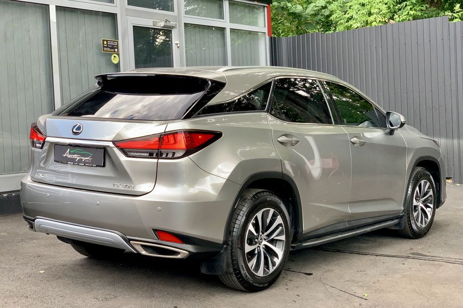 Продам Lexus RX 300 Official  2020 года в Киеве