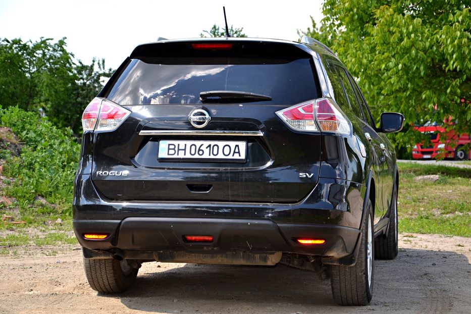 Продам Nissan Rogue SV 2015 года в Хмельницком