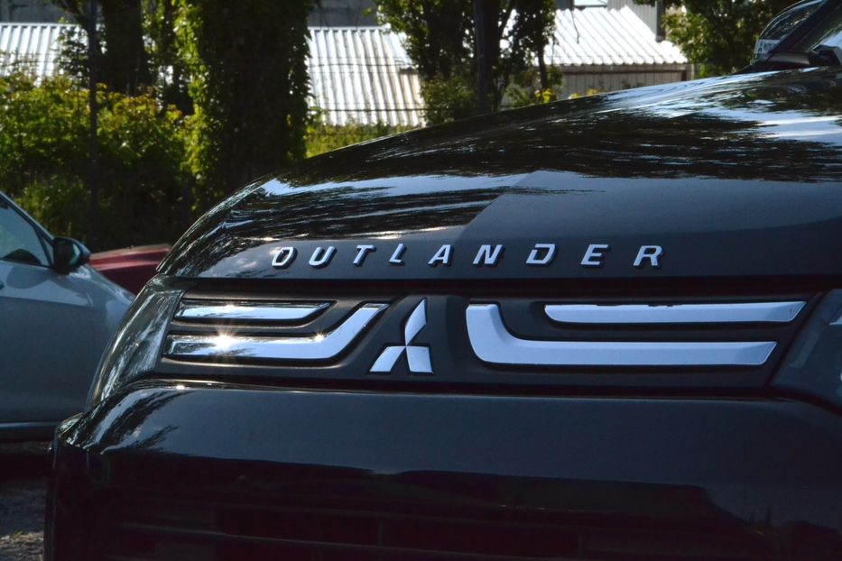 Продам Mitsubishi Outlander AWD 2013 года в Хмельницком